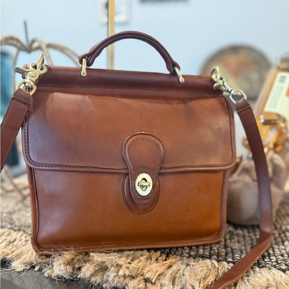 Vintage Coach Glove-Tanned Leather Satchel – Made in USA (Style No. 0792-339)